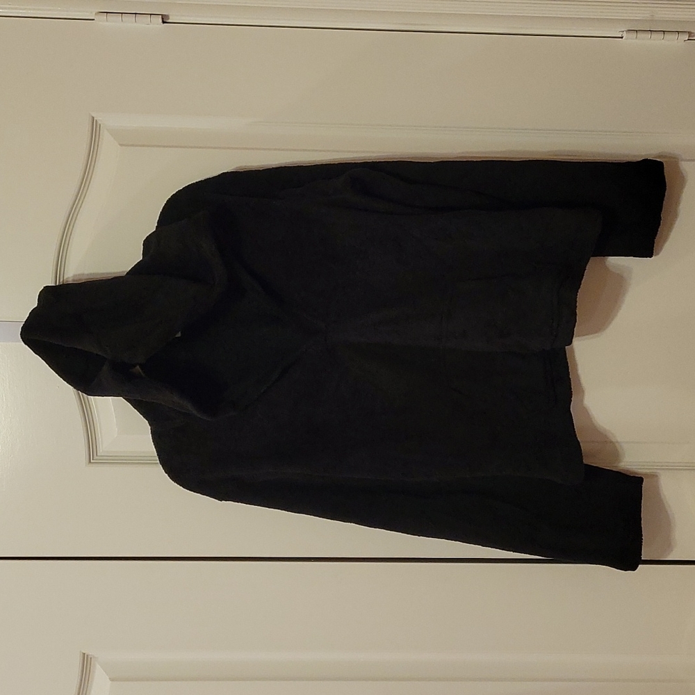 Like New Free Play Warm and Fuzzy Black Pajama Hoodie